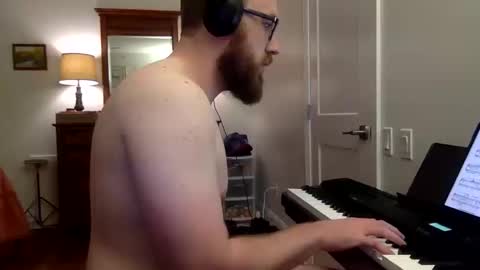 Snapshot of dav_luv4u chatting on October 12, 4:44 am dav_luv4u online show from October 12, 4:44 am