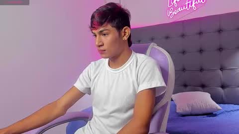 angel online show from December 1, 12:21 pm