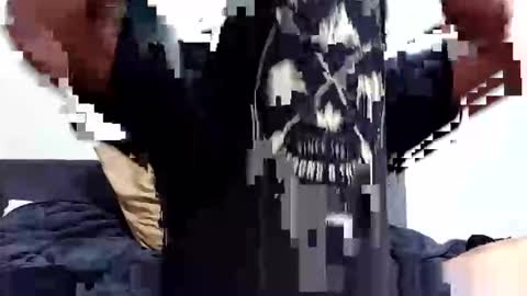 Snapshot of davagon832 chatting on March 4, 4:40 am davagon832 online show from March 4, 4:40 am