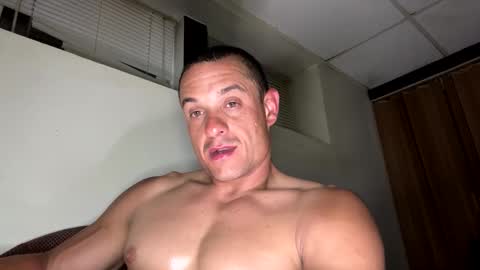 Snapshot of dave875126 chatting on April 22, 2:36 am dave875126 online show from April 22, 2:36 am