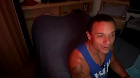 Snapshot of dave875126 chatting on June 16, 11:18 pm dave875126 online show from June 16, 11:18 pm