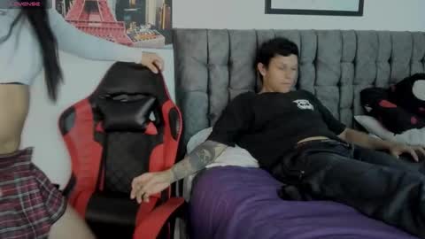 Snapshot of dave_and_lia chatting on October 4, 12:52 am Lillith online show from October 4, 12:52 am