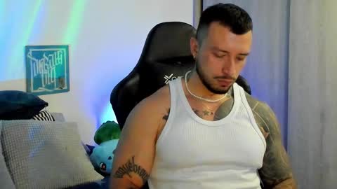 DAVE MAX online show from February 19, 2:18 am