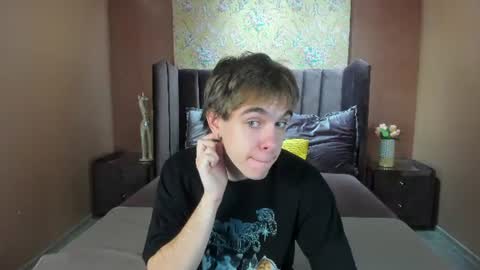 Dave online show from June 11, 7:45 pm