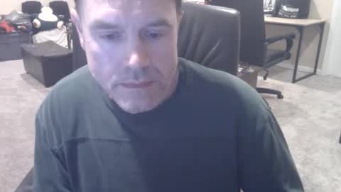 daved14u online show from October 25, 6:54 am