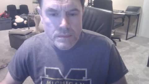 daved14u online show from March 22, 6:28 am