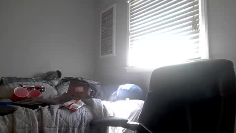 daveishorny1988 online show from July 13, 8:00 pm