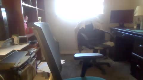 Snapshot of davethebooky chatting on December 6, 4:06 pm Dave online show from December 6, 4:06 pm