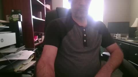 Snapshot of davethebooky chatting on January 5, 6:11 pm Dave online show from January 5, 6:11 pm