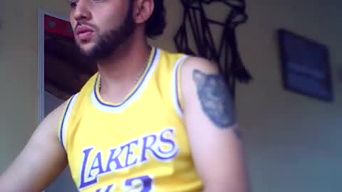 Snapshot of david23vergota chatting on August 6, 4:20 pm david23vergota online show from August 6, 4:20 pm