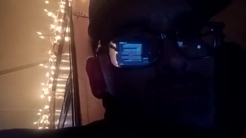 Snapshot of david3031438 chatting on April 29, 1:15 pm David1438 online show from April 29, 1:15 pm