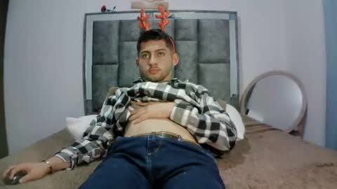 David Asturias online show from December 15, 11:31 pm