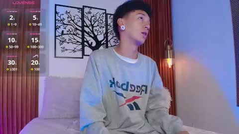 Snapshot of david_banks_ chatting on March 2, 12:34 pm David online show from March 2, 12:34 pm