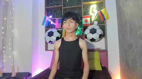 Snapshot of david_drose chatting on July 7, 3:31 am Dominik online show from July 7, 3:31 am