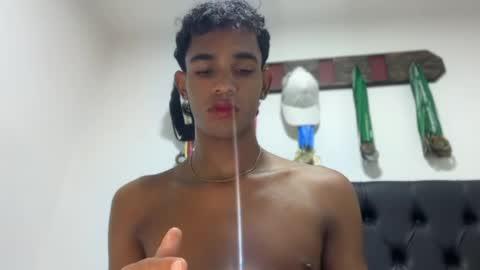 Snapshot of david_hot44 chatting on June 5, 6:52 am david_hot44 online show from June 5, 6:52 am