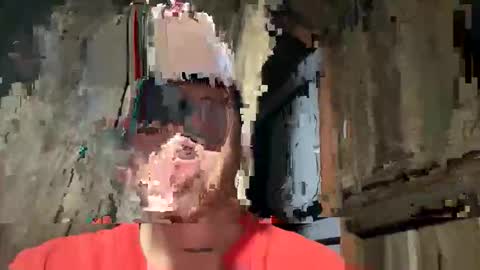 Snapshot of david_miuller chatting on May 16, 2:52 am david_miuller online show from May 16, 2:52 am