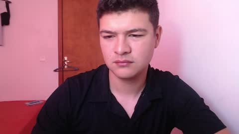 Snapshot of david_smit_ chatting on April 10, 5:06 pm david smit online show from April 10, 5:06 pm