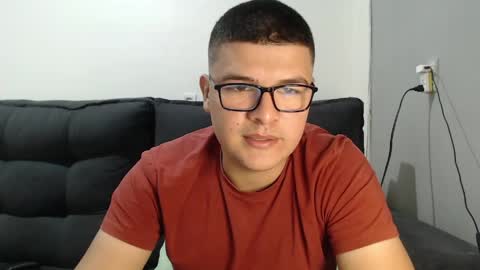 Snapshot of david_smit_ chatting on May 14, 7:53 pm david smit online show from May 14, 7:53 pm