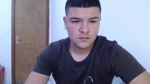 Snapshot of david_smit_ chatting on May 18, 6:58 pm david smit online show from May 18, 6:58 pm