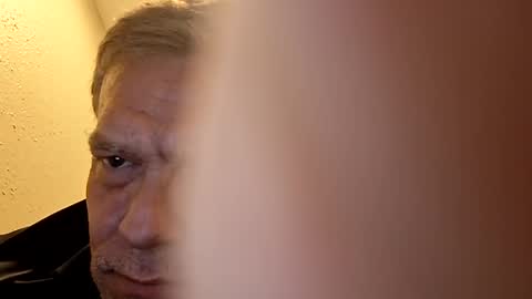 david_stone1969 online show from April 18, 8:51 am