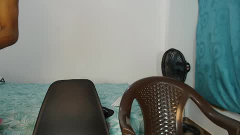 Snapshot of davidberrocal chatting on May 25, 10:27 pm DavidSexxx777 online show from May 25, 10:27 pm