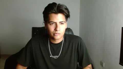 Snapshot of davidbless chatting on May 1, 1:32 am David Bless online show from May 1, 1:32 am