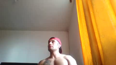 Snapshot of davidcr89 chatting on February 16, 9:16 pm davidcr89 online show from February 16, 9:16 pm