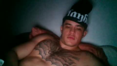 davidfry25 online show from December 12, 7:41 am