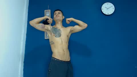 Snapshot of davidgalvis1 chatting on January 10, 8:26 pm David Galvis - independent model online show from January 10, 8:26 pm