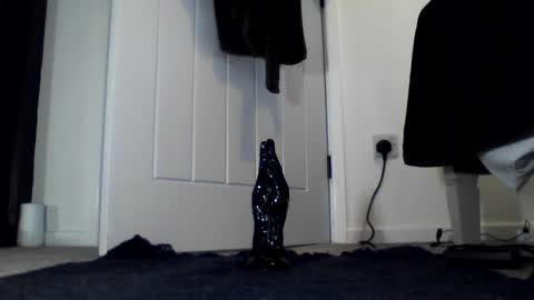 Snapshot of davidhorny2222 chatting on February 27, 10:04 am davidhorny2222 online show from February 27, 10:04 am