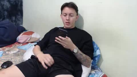 davidp2004 online show from January 7, 2:36 am