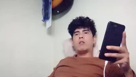 Snapshot of davidrocero chatting on April 19, 6:32 pm davidrocero online show from April 19, 6:32 pm