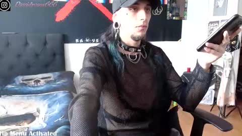   online show from October 8, 8:17 pm