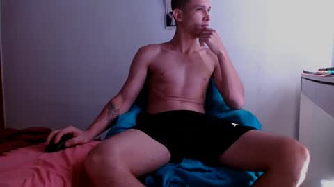 davidsalazar33 online show from February 7, 5:52 am