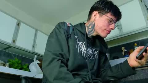 daviid_huge online show from February 21, 6:36 am