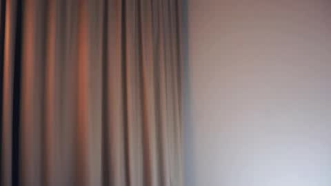 Snapshot of davinagreengo chatting on April 22, 10:33 pm Louise online show from April 22, 10:33 pm