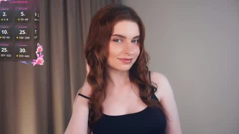 Snapshot of davinagreengo chatting on April 24, 10:45 pm Louise online show from April 24, 10:45 pm
