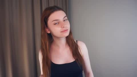 Snapshot of davinagreengo chatting on April 25, 10:51 pm Louise online show from April 25, 10:51 pm