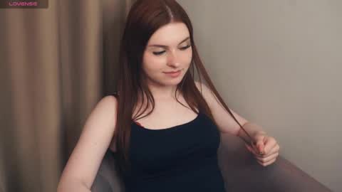 Snapshot of davinagreengo chatting on May 11, 10:18 pm Louise online show from May 11, 10:18 pm
