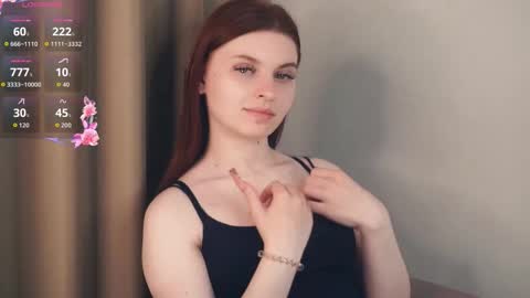 Snapshot of davinagreengo chatting on May 13, 9:44 pm Louise online show from May 13, 9:44 pm
