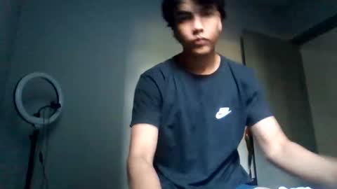 Snapshot of davinxxix chatting on June 1, 3:58 pm davinxi online show from June 1, 3:58 pm