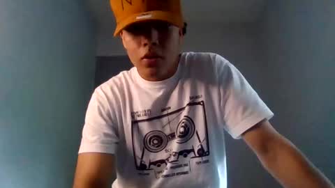 Snapshot of davinxxix chatting on June 2, 5:37 pm davinxi online show from June 2, 5:37 pm