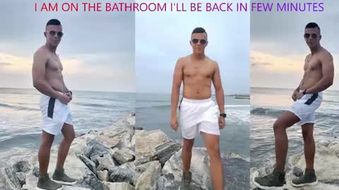 Snapshot of davisito7 chatting on December 16, 6:21 am David Angel online show from December 16, 6:21 am