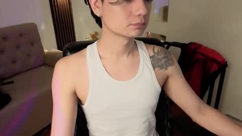 davoxer online show from March 28, 6:13 am