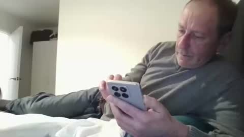 Snapshot of davyboi15 chatting on April 10, 8:13 pm davyboi15 online show from April 10, 8:13 pm