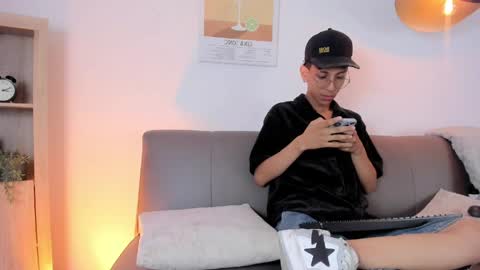 Snapshot of dax_blaze chatting on April 25, 12:41 pm Dax online show from April 25, 12:41 pm