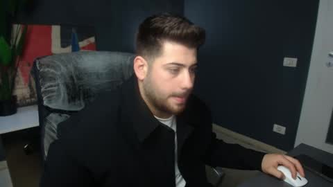 Snapshot of daxgreer chatting on April 10, 4:06 am DaxGreer online show from April 10, 4:06 am