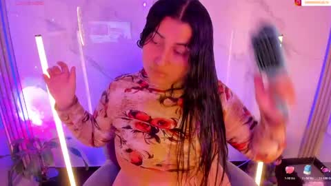 Snapshot of dayan_silva_ chatting on May 8, 10:37 pm DAYAN online show from May 8, 10:37 pm