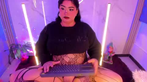 Snapshot of dayan_silva_ chatting on May 15, 3:02 am DAYAN online show from May 15, 3:02 am