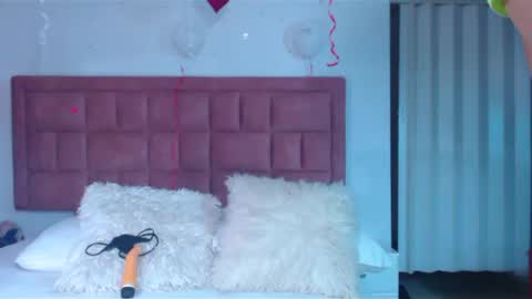 Snapshot of dayannaxxo chatting on March 1, 4:44 pm dayannaxxo online show from March 1, 4:44 pm